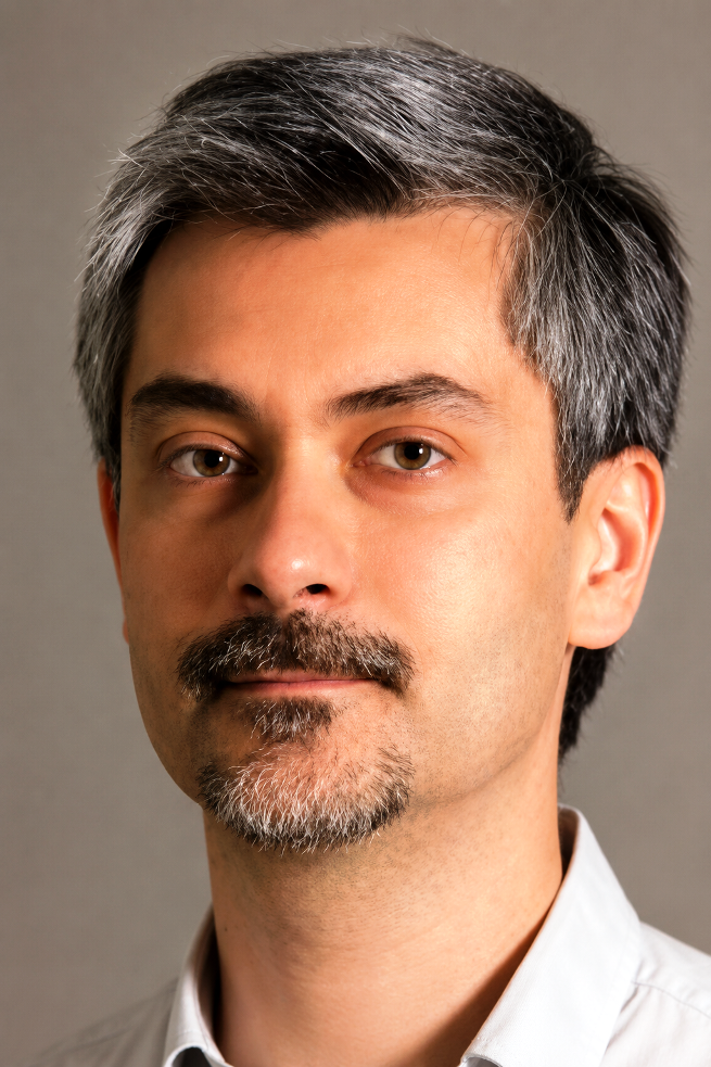 Dr habil. Csaba Dezső