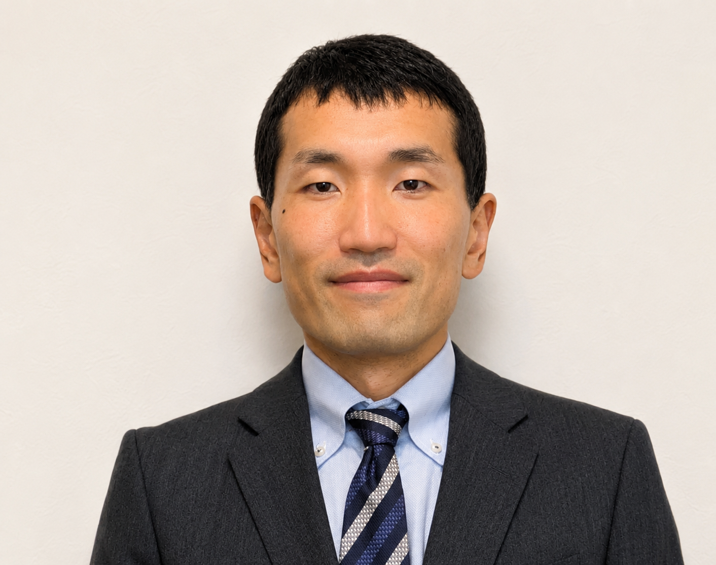 Prof. Yūto Kawamura (川村 悠人)